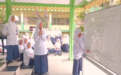 Perhitungan Suara Pemilihan OSIS SMP Babussalam Tahun 2025 Berlangsung Aman dan Transparan