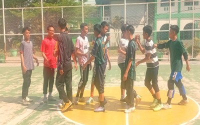 Semangat Sumpah Pemuda! SMP Babussalam Gelar Kompetisi Futsal dan Bola Kasti