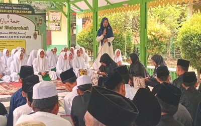 Jumat Mubarokah SMP Babussalam Berlangsung Meriah di Pendopo
