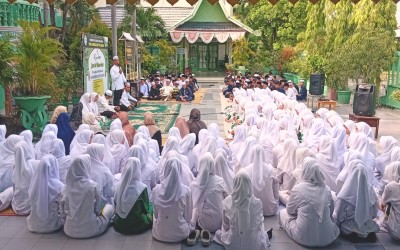 Jumat Berkah Perdana Pasca Lebaran, SMP Babussalam Gelar Halal Bihalal Penuh Kebersamaan